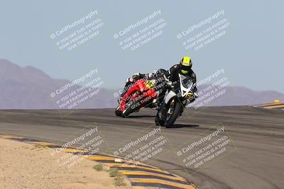 media/Oct-08-2023-CVMA (Sun) [[dbfe88ae3c]]/Race 3 Amateur Supersport Middleweight/